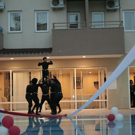 Helios Hotel Side Exterior foto