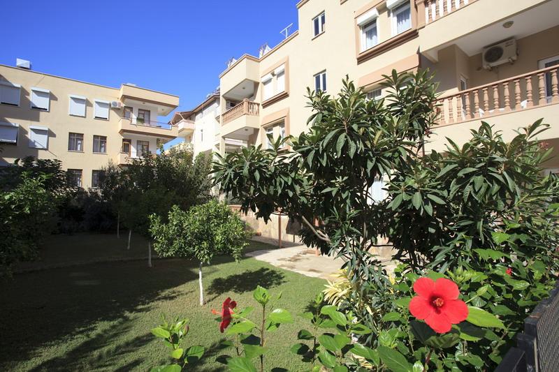 Helios Hotel Side Exterior foto
